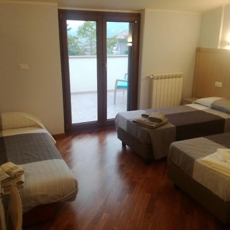 Fonte Nuova Penne Bed & Breakfast Bagian luar foto