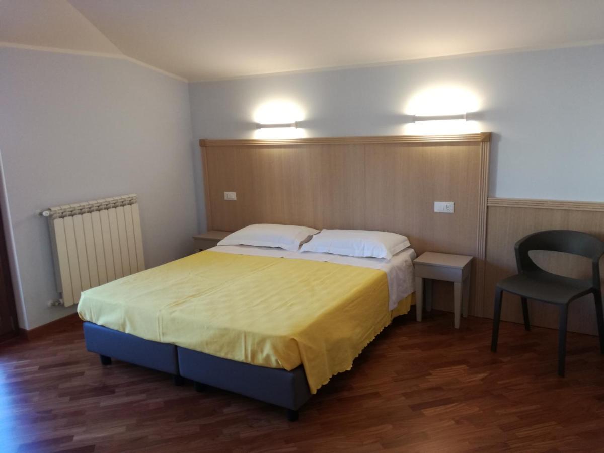Fonte Nuova Penne Bed & Breakfast Bagian luar foto
